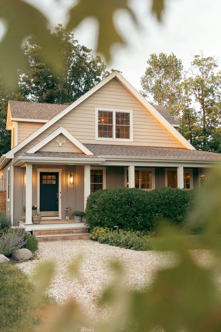 Canada Extends Ban on Foreign Home Buyers to 2027